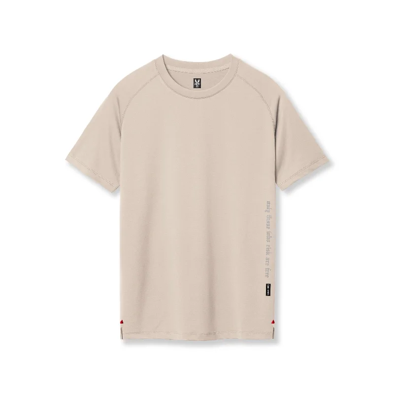 Men's Shirts with Snap Buttons0839. 3D-Lite® 2.0 Lycra® Fitted Tee - Sand Smoke "OTWR"