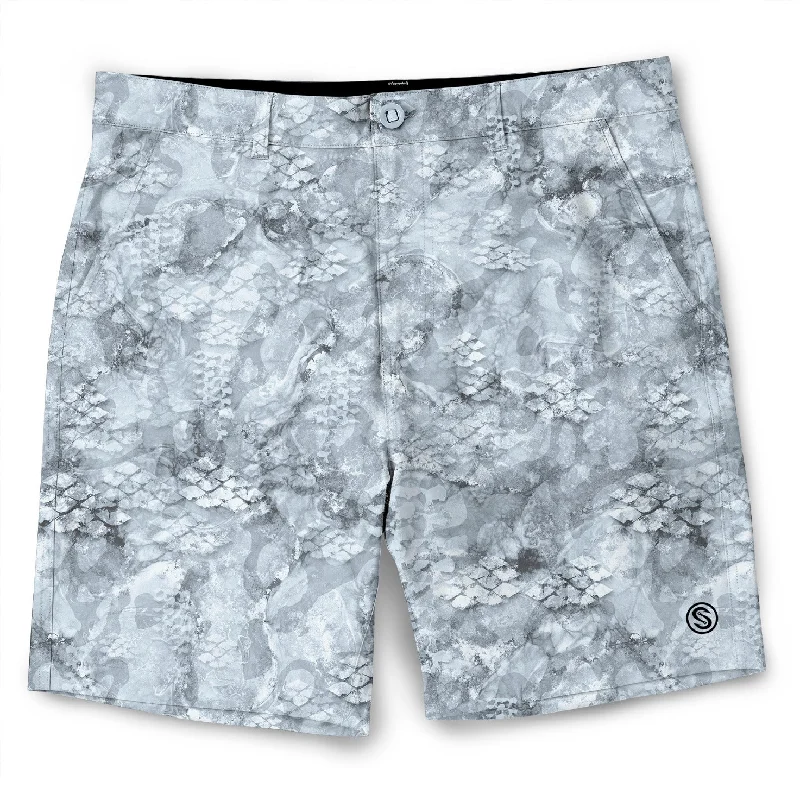 Stylish Men's Cargo PantsScales Camo Walkshorts Sale