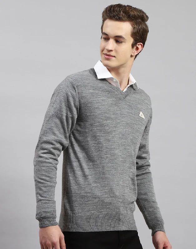 Men's Sweaters with Low-Neck DesignsMen Grey Solid V Neck Full Sleeve Pullover